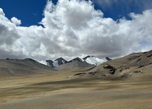 Ladakh-Tour-6-Nights-7-Days-(Indus + Lamayuru + Nubra + Pangong)-image-4-trekkinginladakhzanskar.com