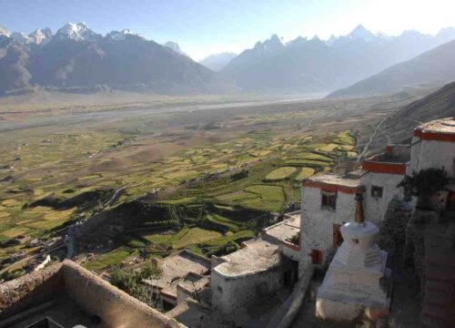 Rangdum-to-Padum-Trek-(Zanskar Valley)-image-1-trekkinginladakhzanskar.com