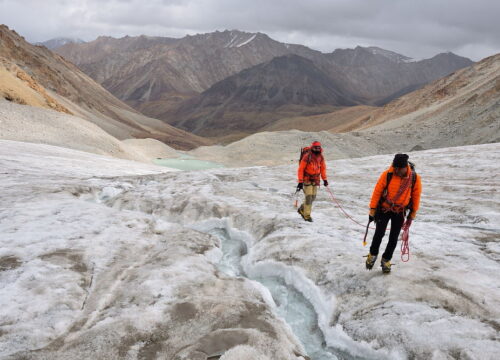 Stok-Kangri-(6153m)-image-1-trekkinginladakhzanskar.com